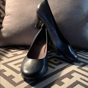 Round toe heel